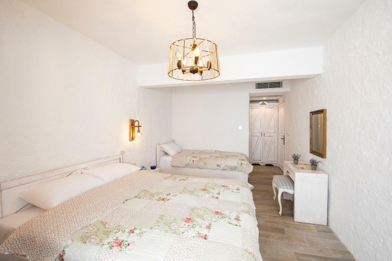 Monat Otel Alaçatı Alacati Exterior foto